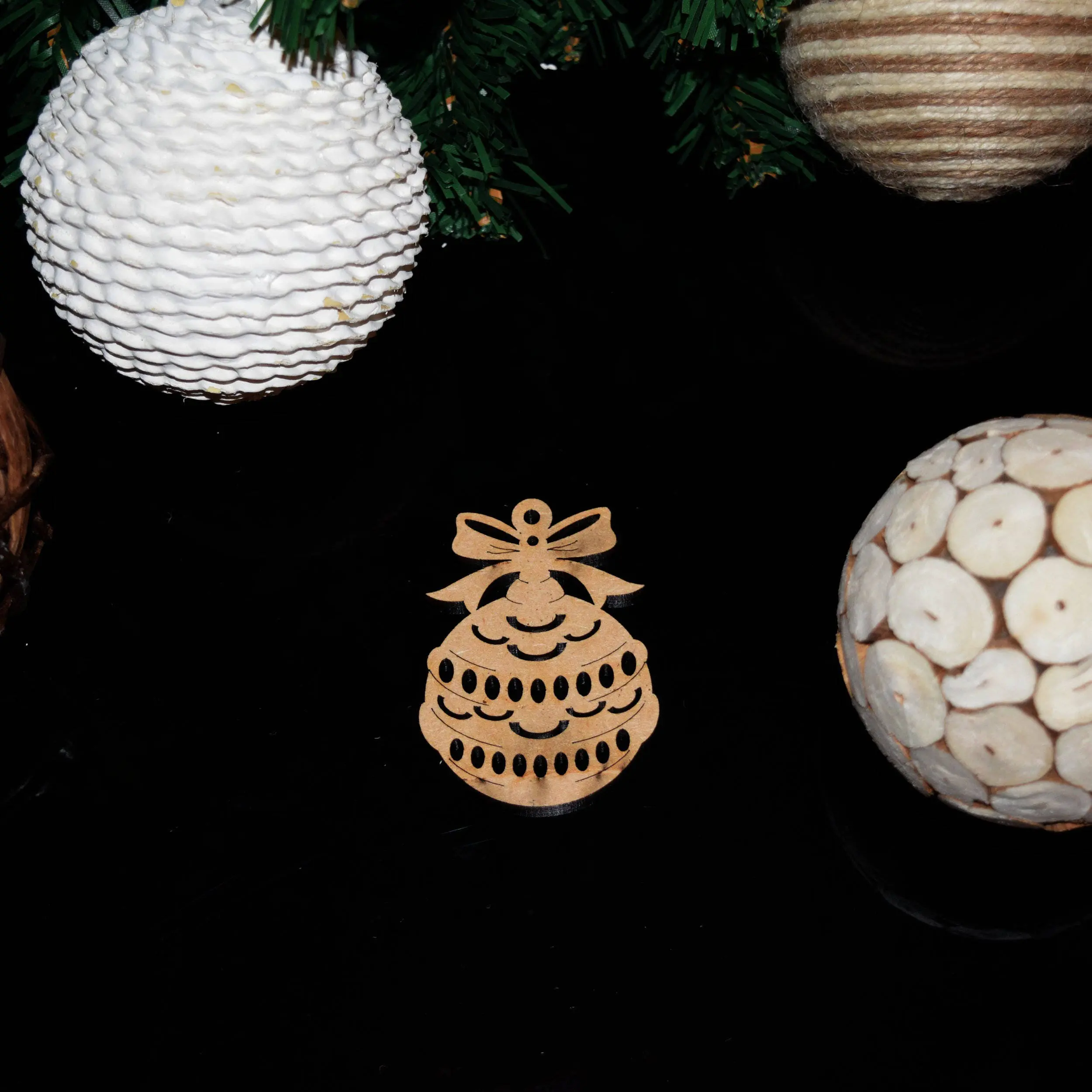 Bauble with Christmas Decoration 3mm MDF