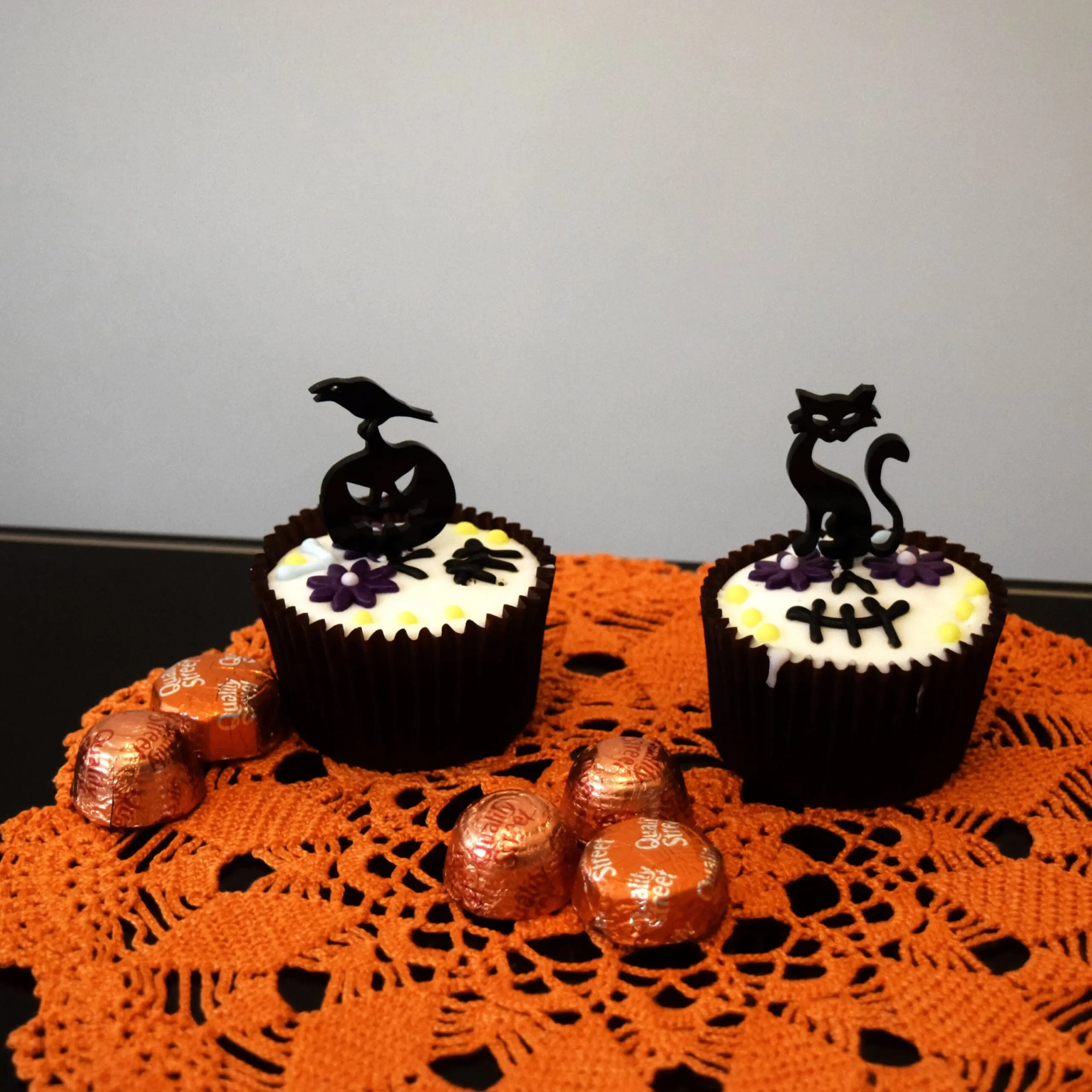 Mixed Cupcake Topper, Spooky Halloween Cupcake Topper, Halloween Party Decor, Pumpkin, Witch